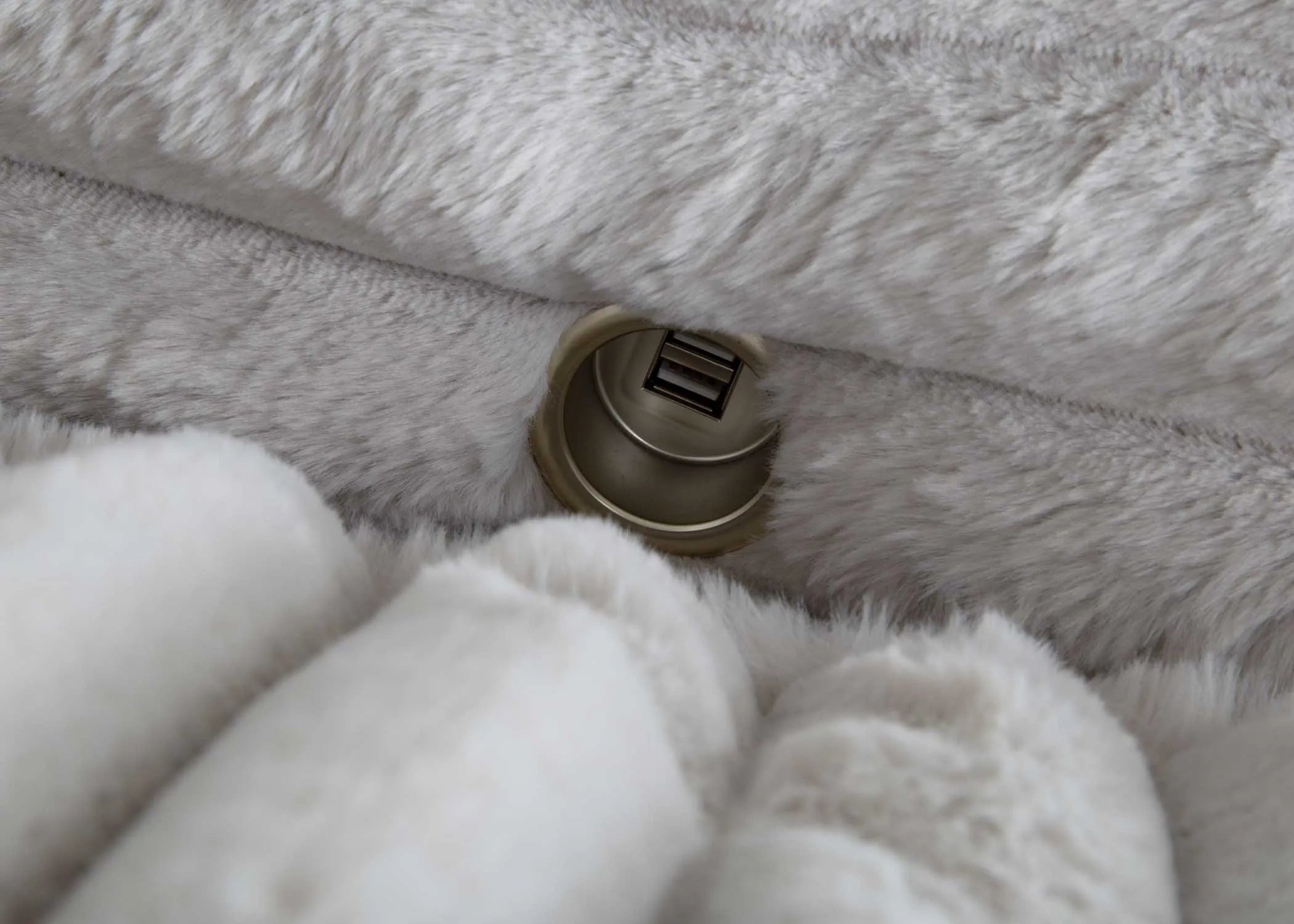 Comfy Upholstered Chaise Lounge