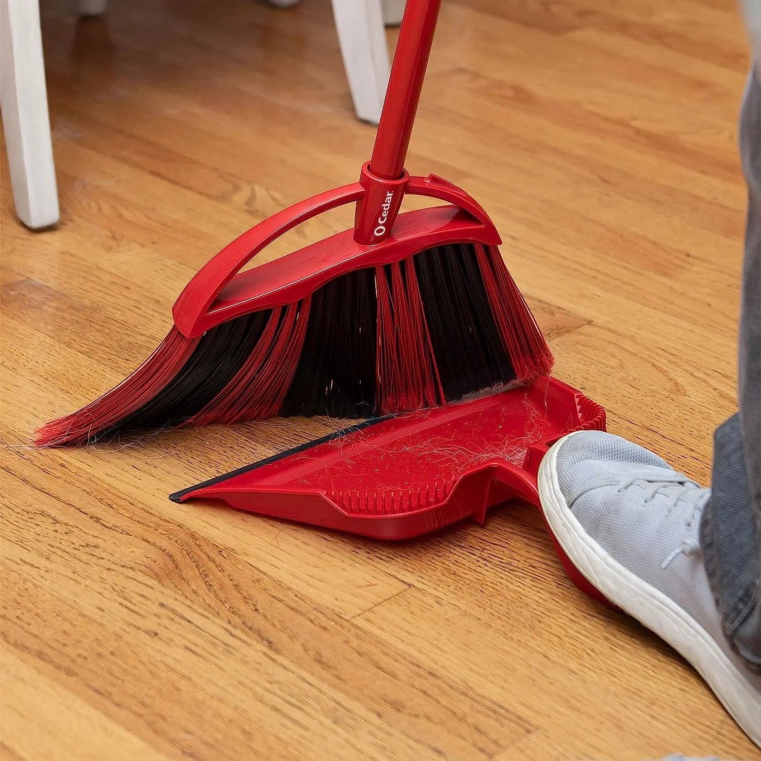 O-Cedar Pet Pro Broom & Step-On Dustpan PowerCorner, Red