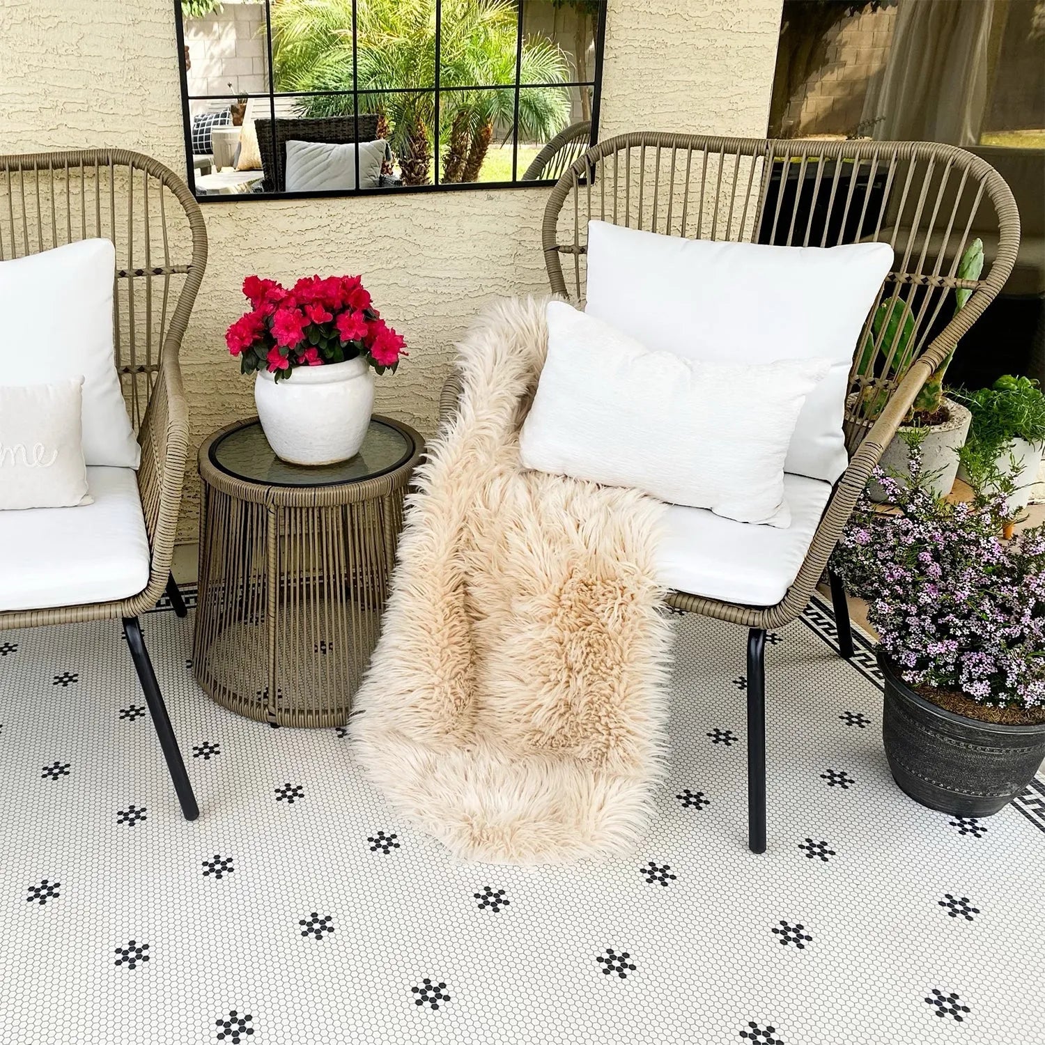 3-Piece Outdoor Rattan Conversation Set With Cushions