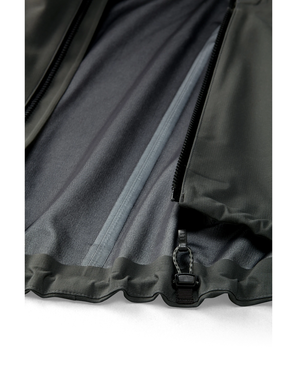 KUIU Kutana Storm Shell Jacket