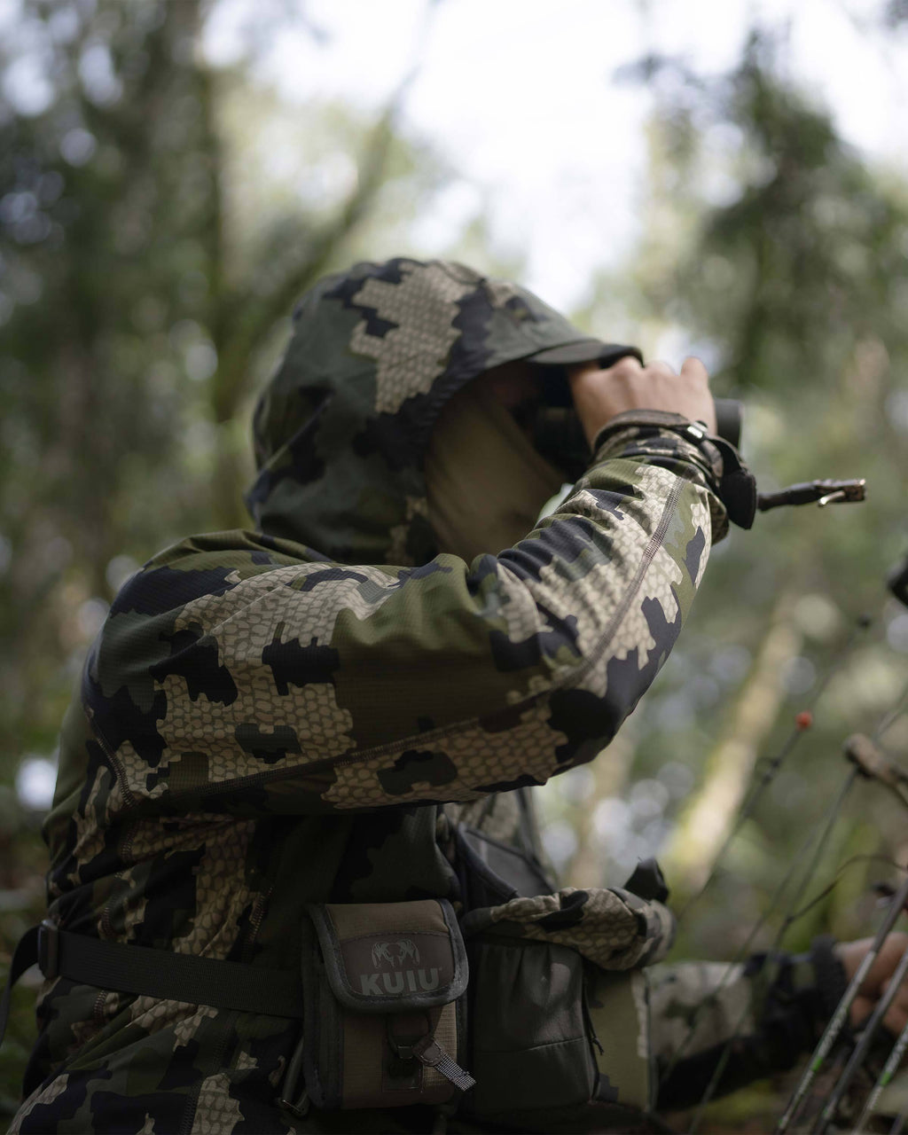 Tiburon Hybrid Hoodie