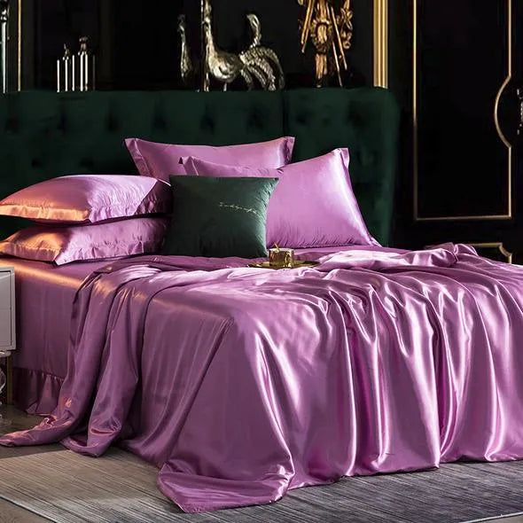 4PCS SUPER SOFT Luxury Silk Bedding Set(1 FLAT SHEET+1 QUILT COVER+ 2 PILLOWCASE)