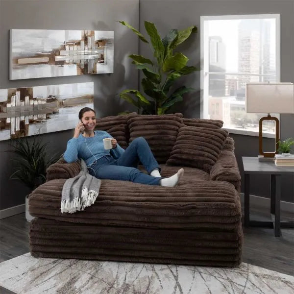 Comfy Upholstered Chaise Lounge