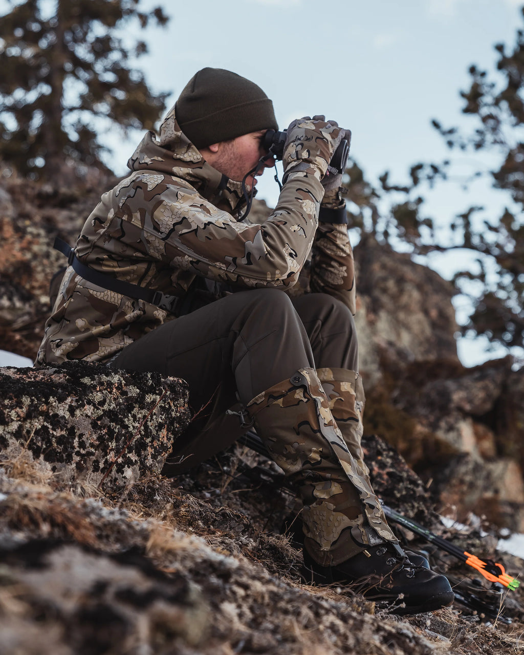 Axis Hybrid Hooded Jacket