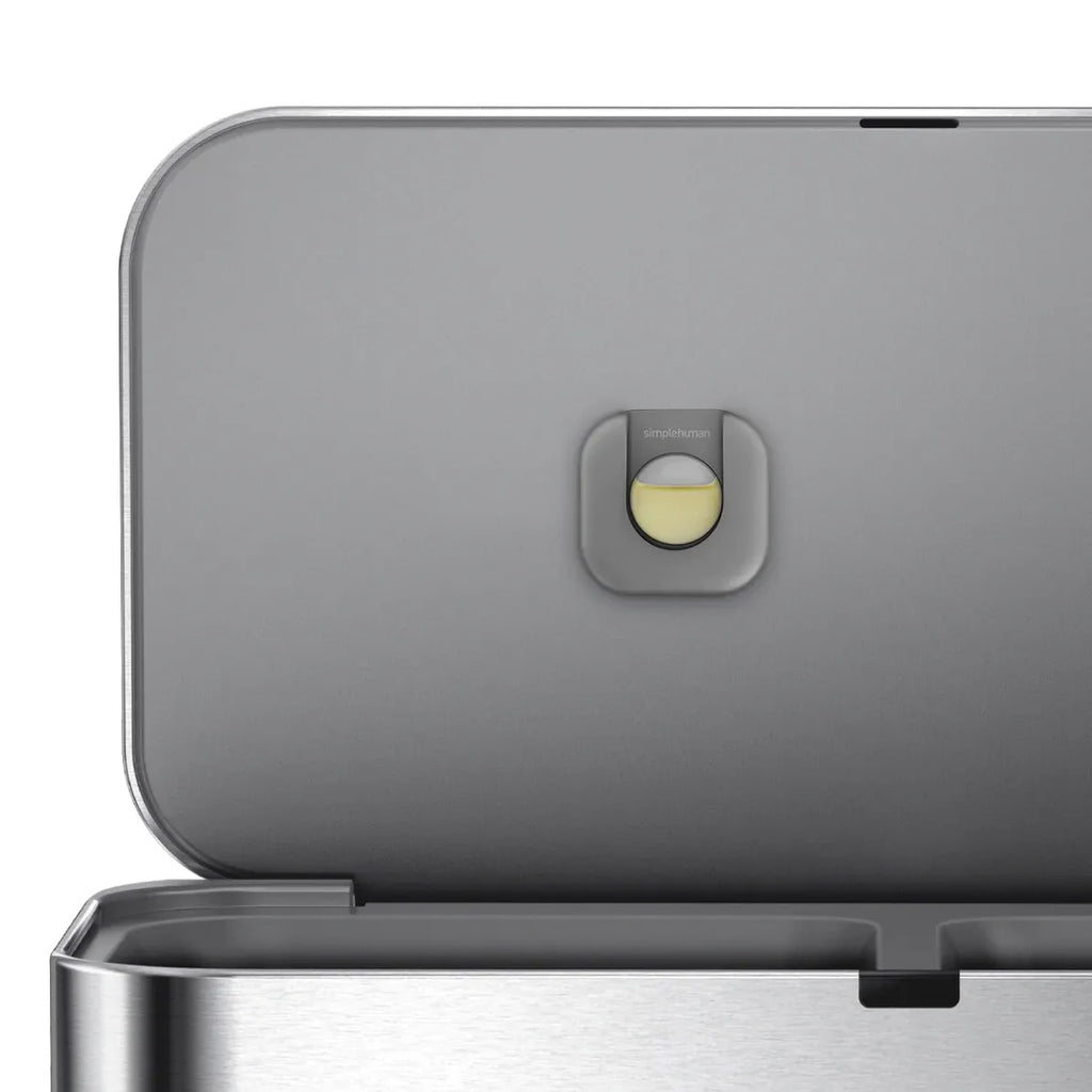 Intelligent sensor trash can