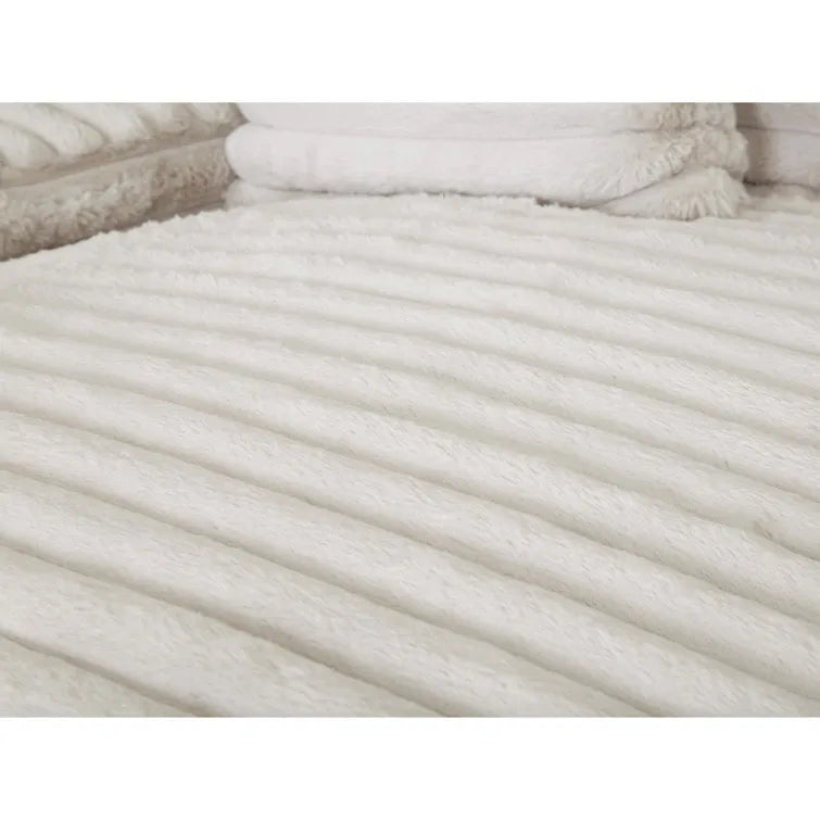 Comfy Upholstered Chaise Lounge